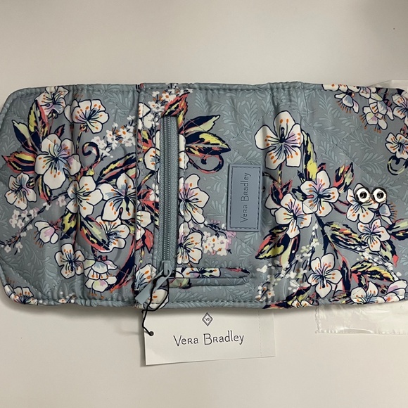 NWT Vera Bradley Cherry Blossoms Ultralight RFID Mini Trifold Wallet - Picture 8 of 11